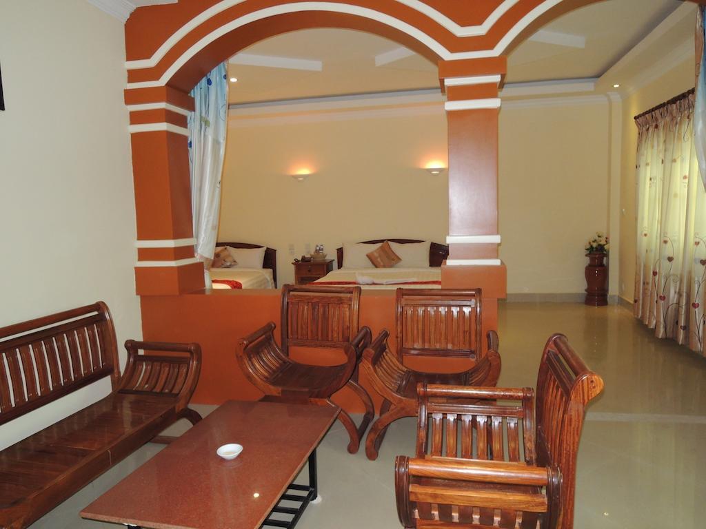Lux Star Town Hotel Phnom Penh Exterior foto