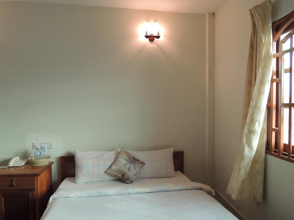 Lux Star Town Hotel Phnom Penh Exterior foto